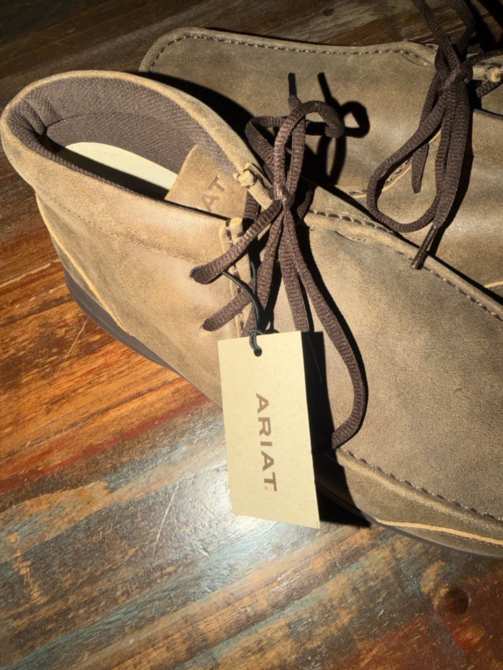 NWT Men’s Ariat Brown Spitfire Suede lace-up shoes. - Picture 3 of 6